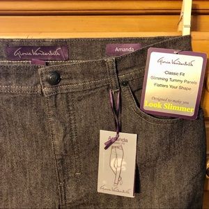 NWT Gloria Vanderbilt “Amanda” jeans